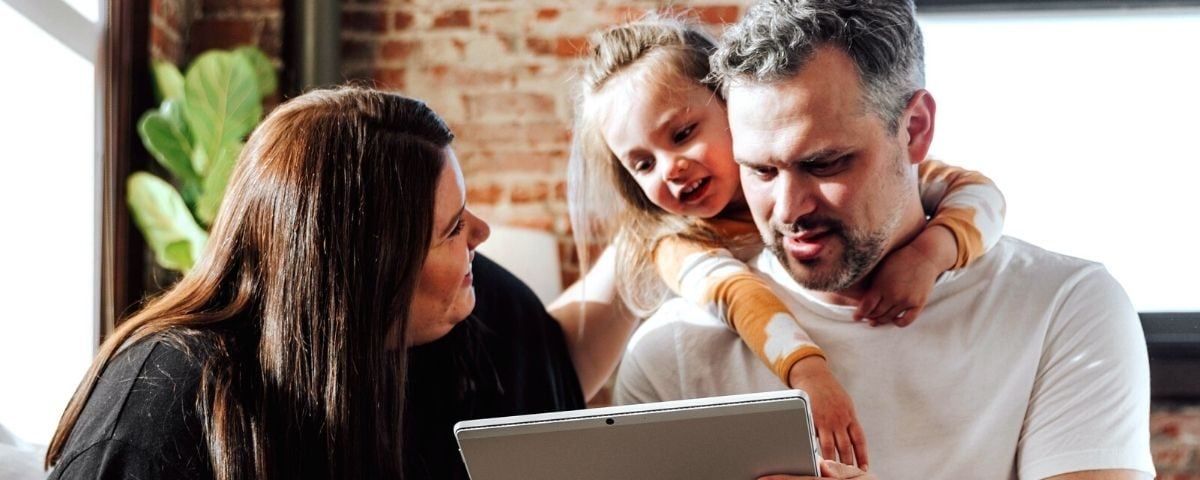 The Sandwich Generation – Caught Between Caring for Children and Ageing Parents