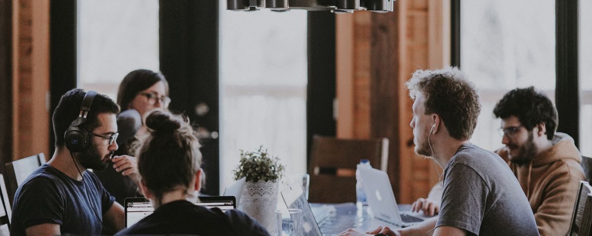 Young Aussies are Looking for Consistent Praise and Feedback at Work